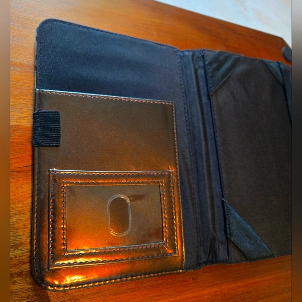 NWOT | Kenneth Cole Reaction | Tablet Case w/ Pockets | Gray, Black, & Silver - Picture 9 of 11